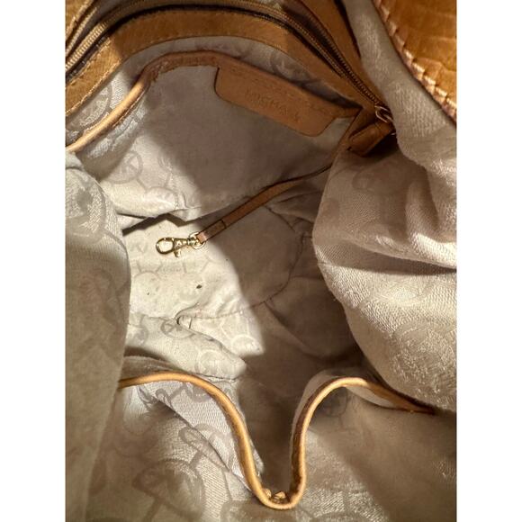 Y2K Michael Kors Astor Middleton Chain Hobo Bag Tan Leather Studded Shoulder Bag - Picture 6 of 12